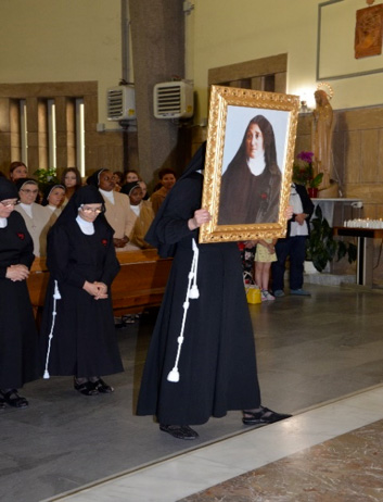 Intronizzazione del quadro di M. Teresa